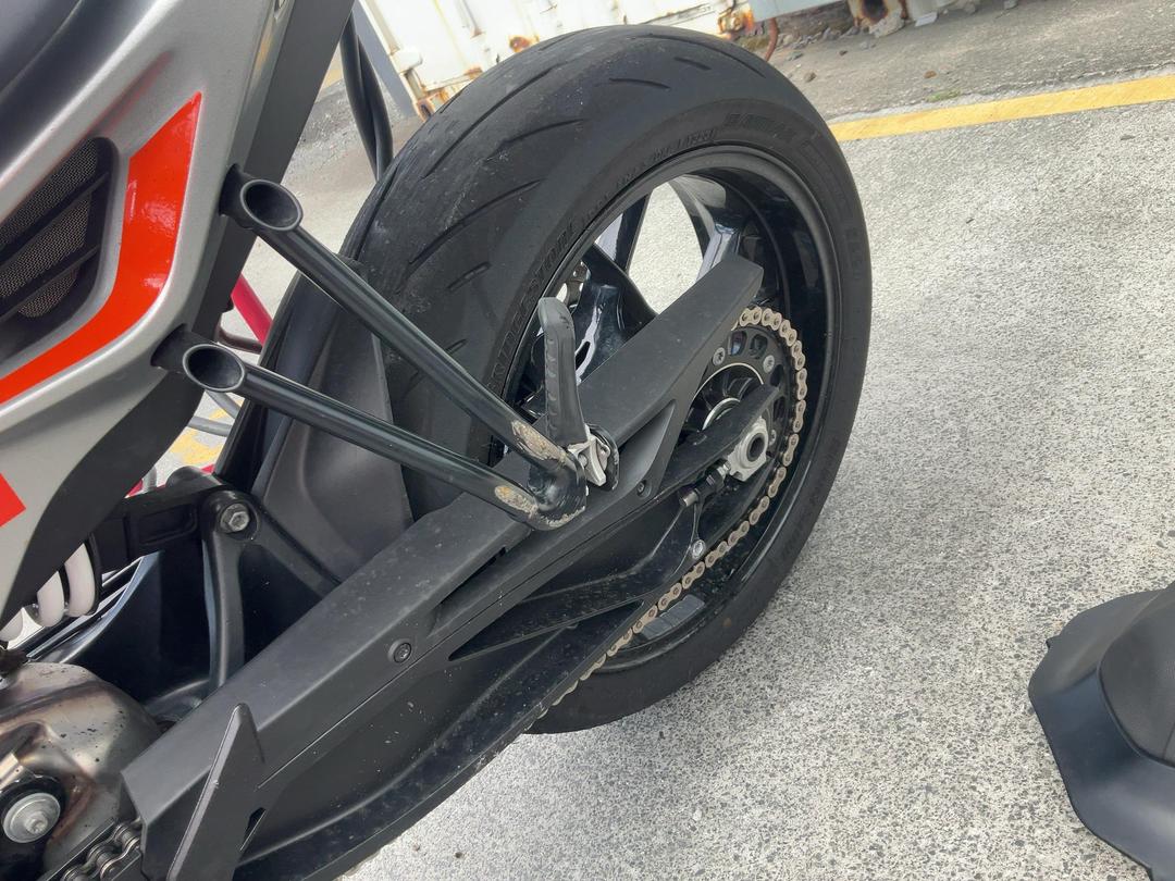 Photo '22' of KTM 790 Duke Photo '22' of KTM 790 Duke
