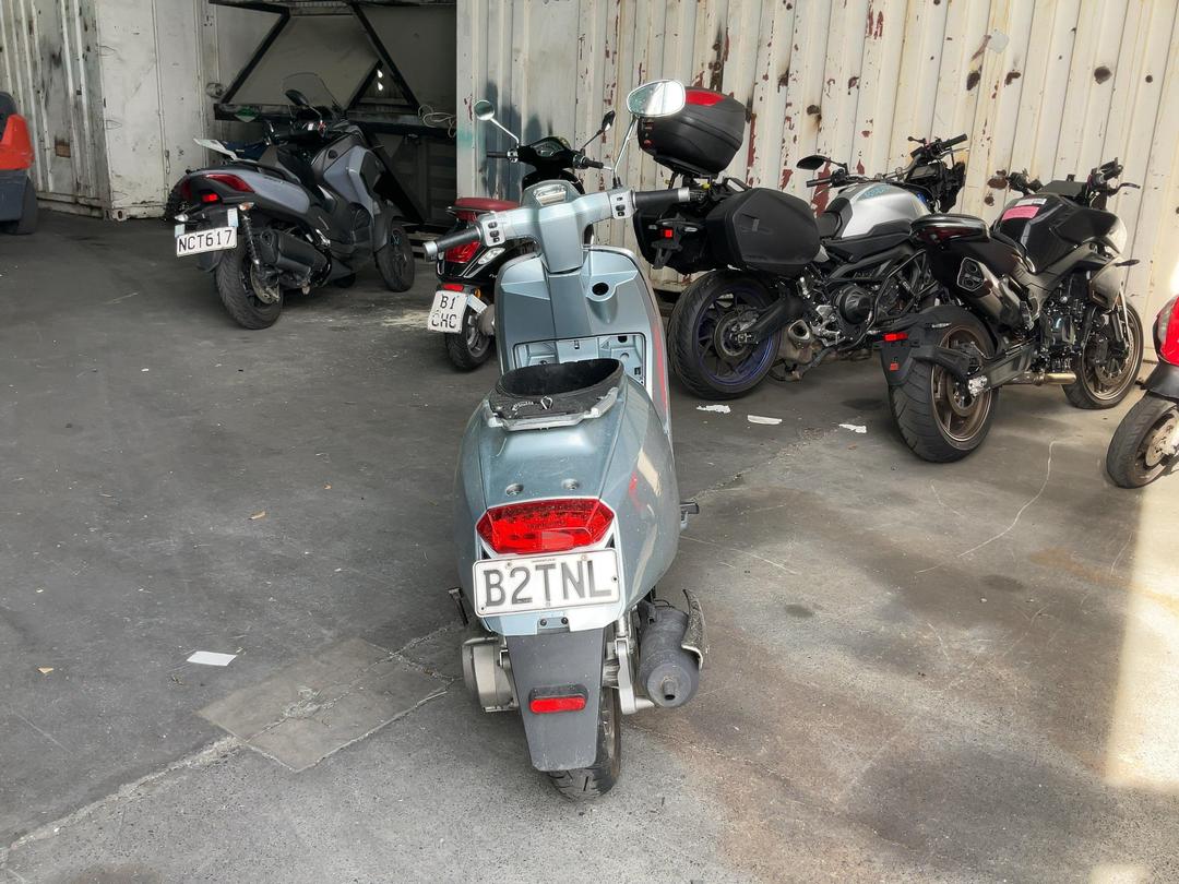 Photo '7' of LAMBRETTA V200 SPECIAL