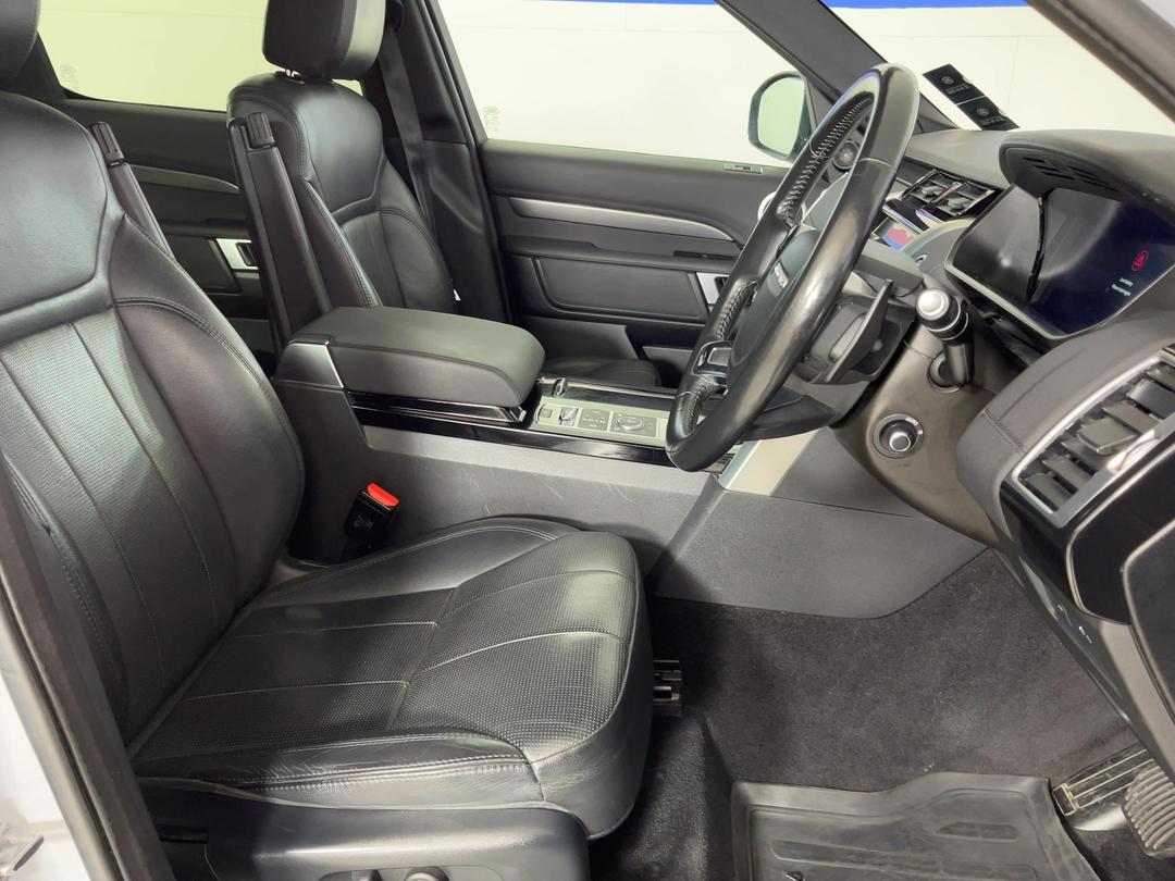 Photo '16' of Land Rover Discovery