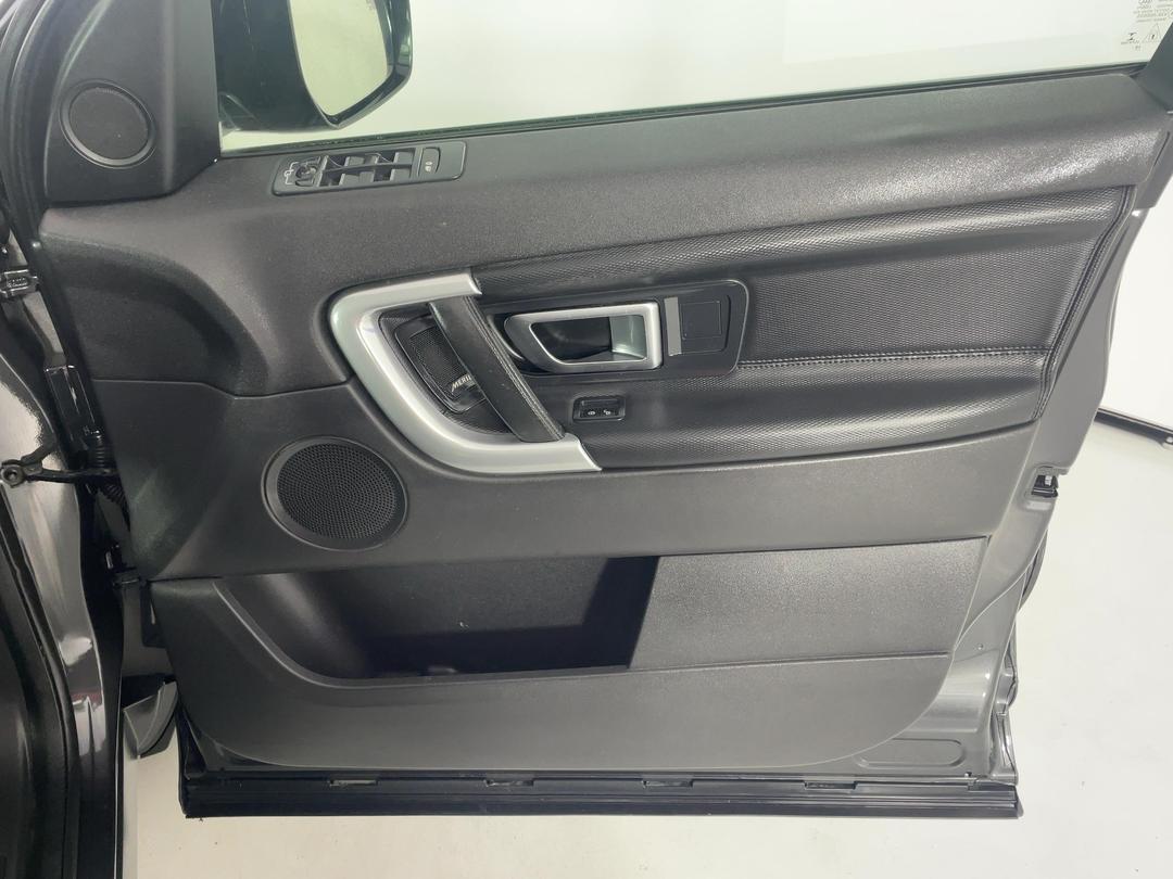 Photo '15' of Land Rover Discovery Sport