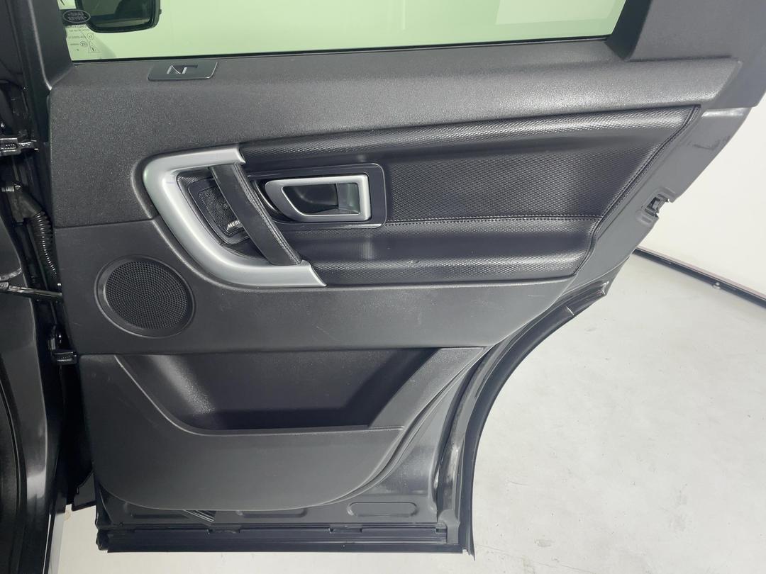Photo '19' of Land Rover Discovery Sport