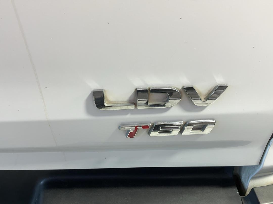Photo '29' of LDV T60