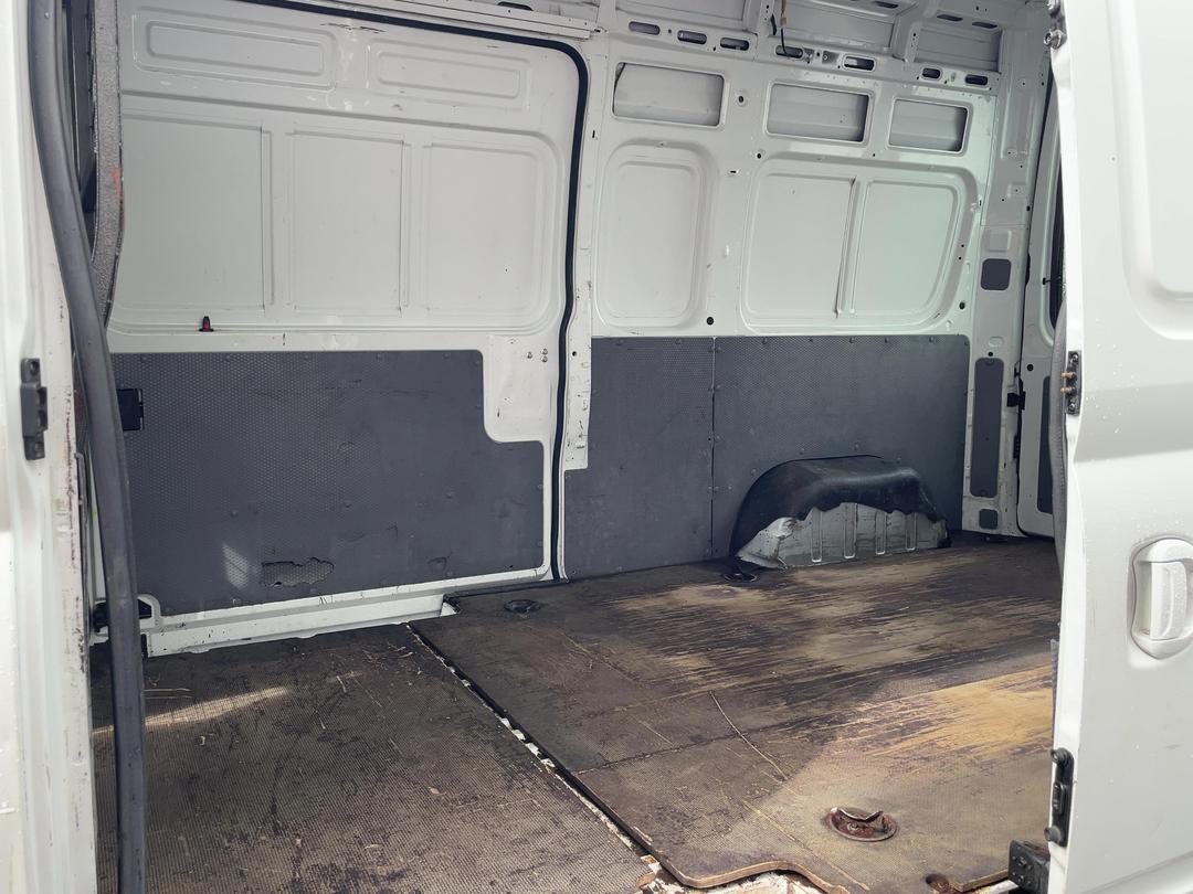 Photo '20' of LDV V80
