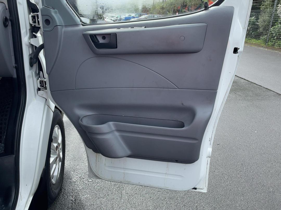 Photo '15' of LDV V80