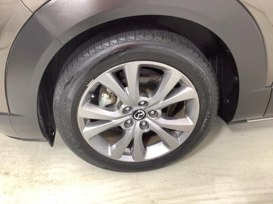 Photo '10' of Mazda CX-30