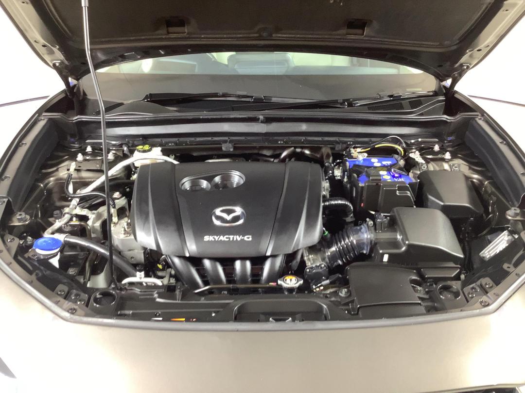 Photo '13' of Mazda CX-30