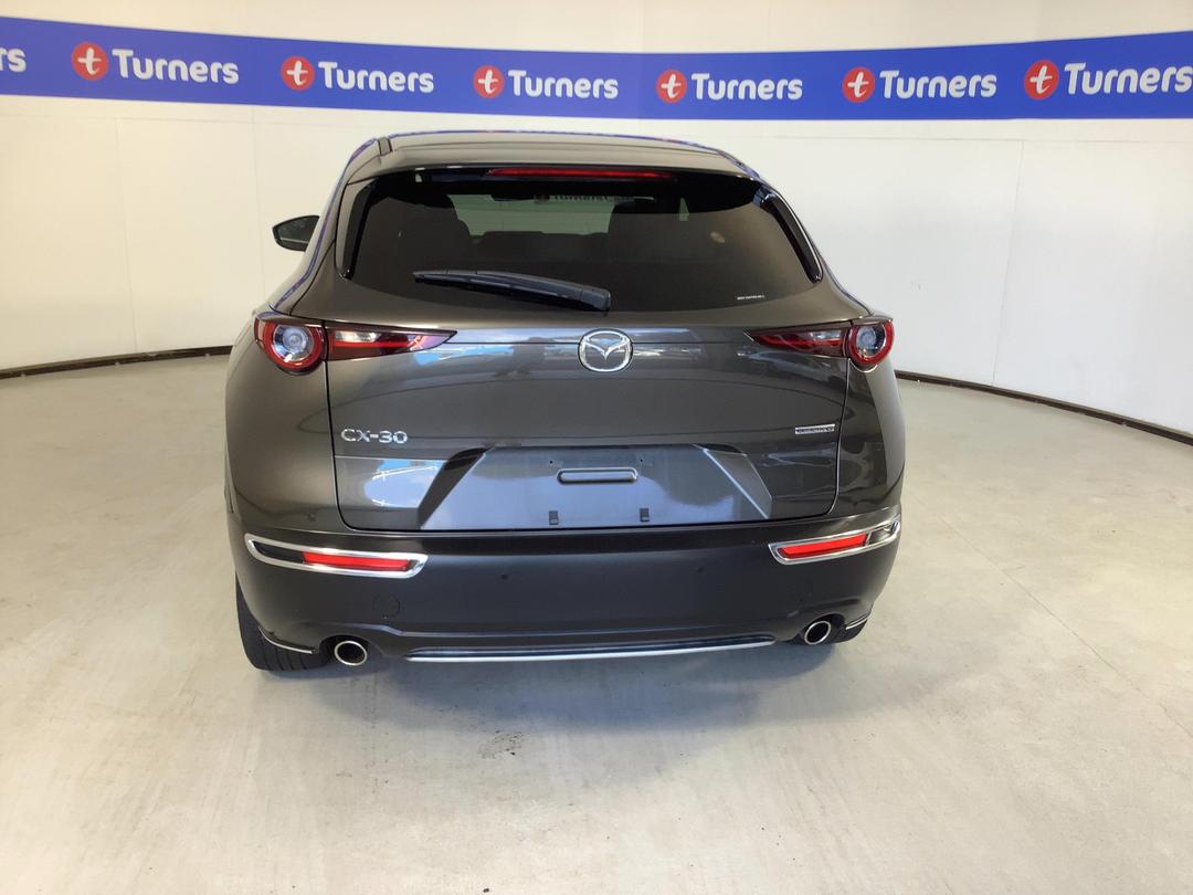 Photo '6' of Mazda CX-30