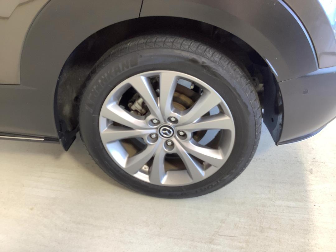 Photo '11' of Mazda CX-30