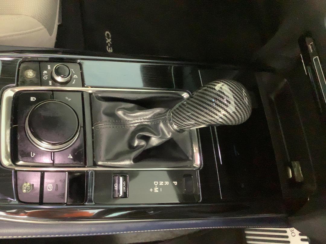 Photo '18' of Mazda CX-30