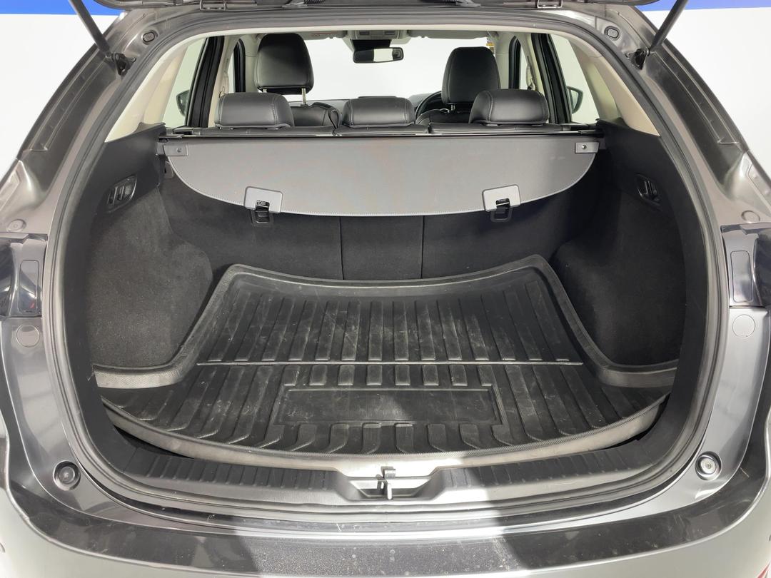 Photo '14' of Mazda CX-5