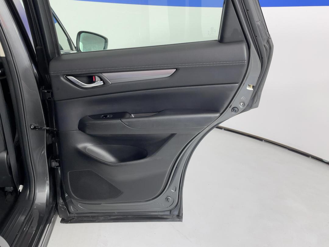 Photo '19' of Mazda CX-5