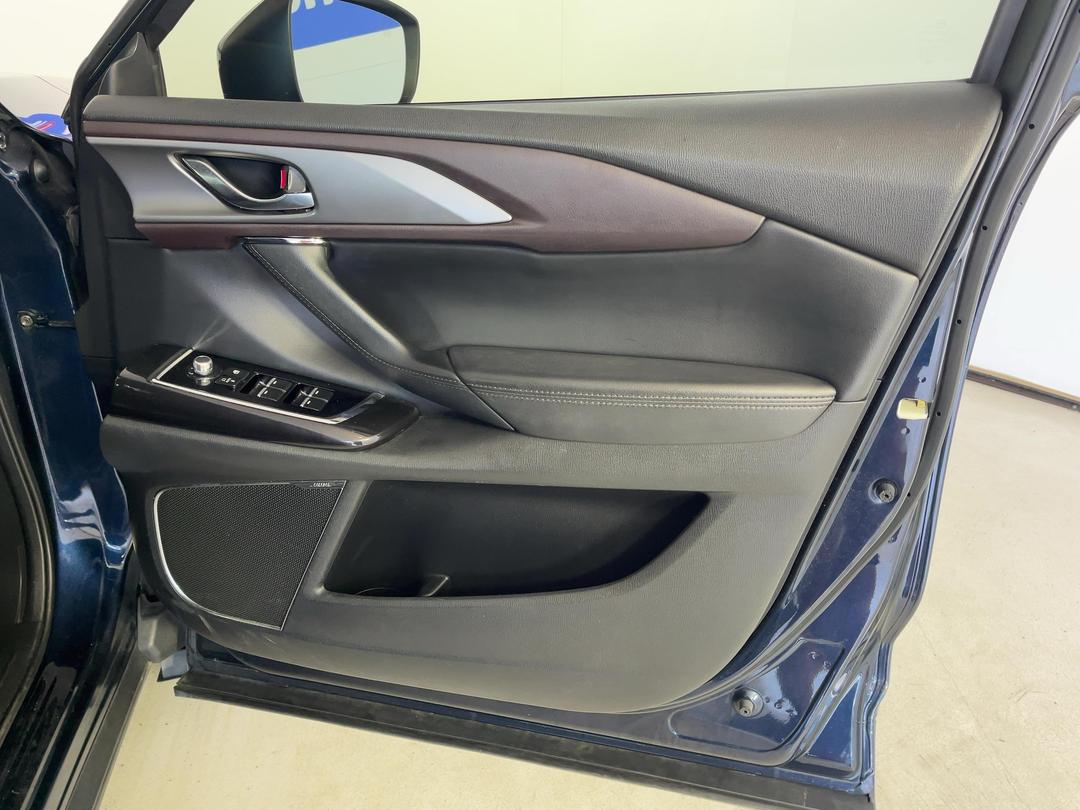 Photo '15' of Mazda CX-9