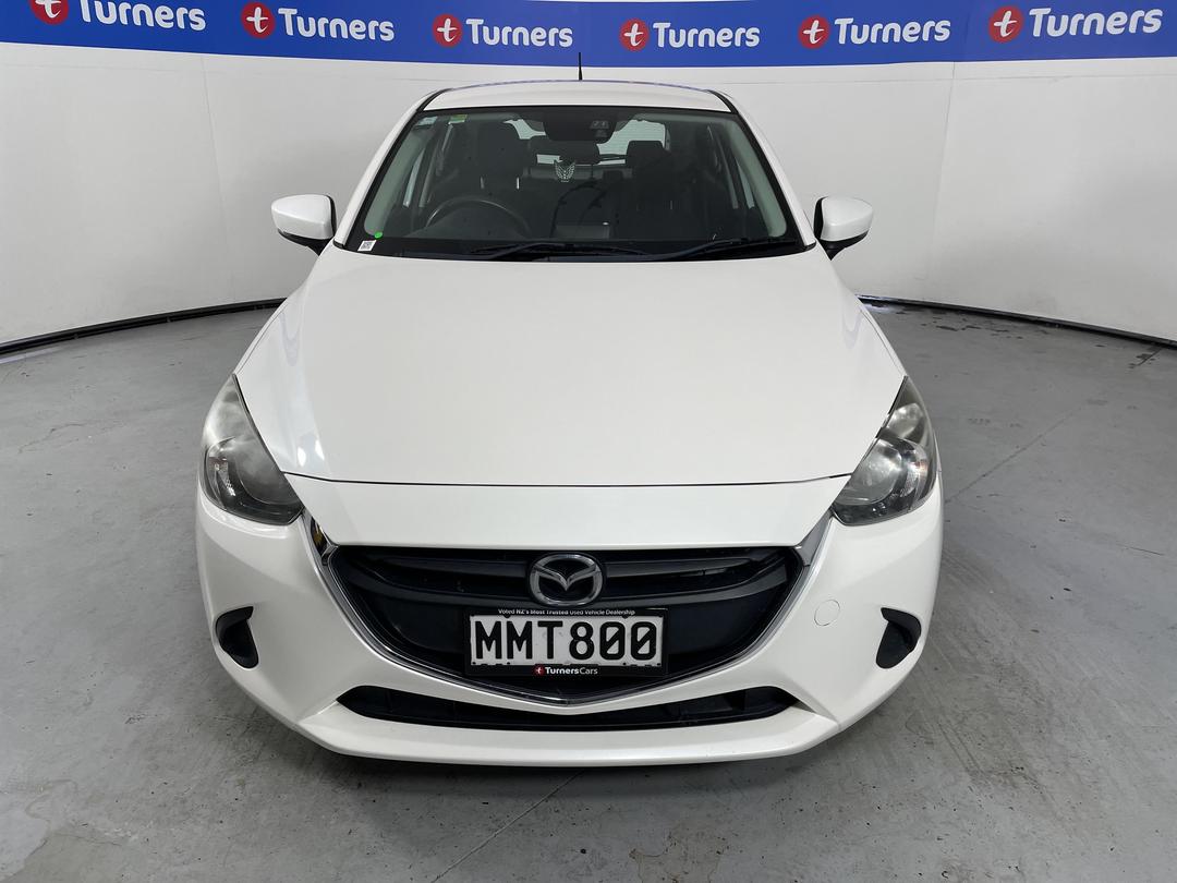 Photo '2' of Mazda Mazda2
