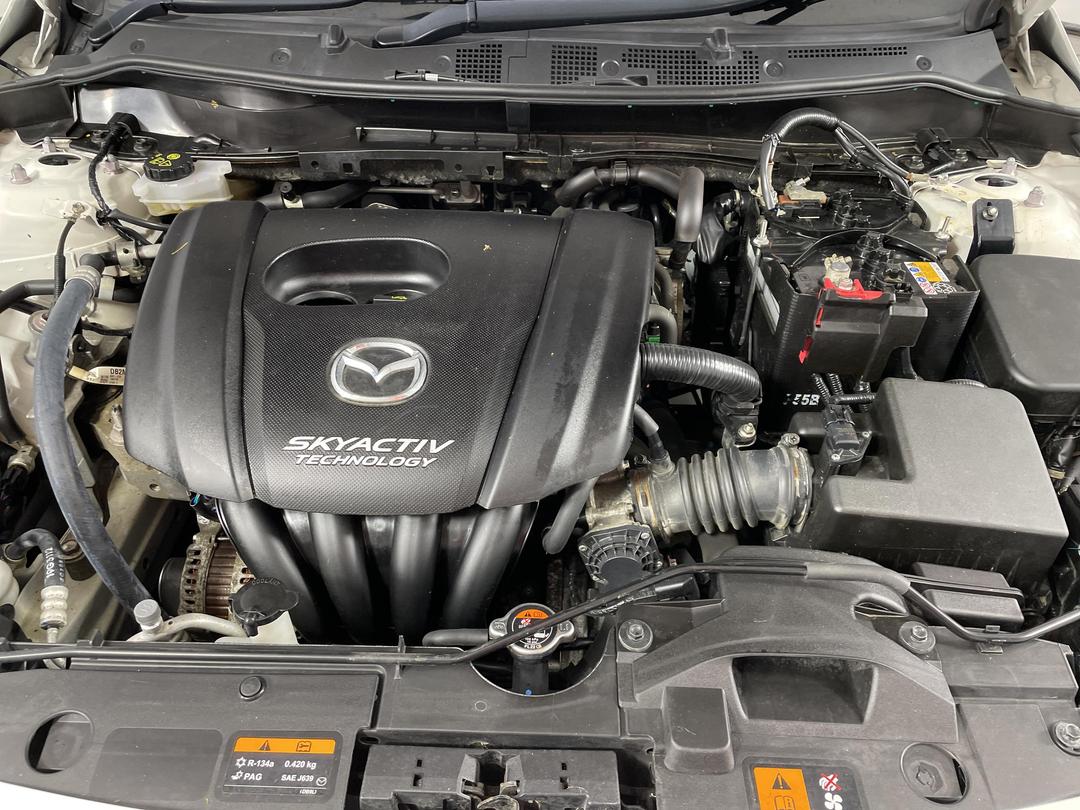 Photo '13' of Mazda Mazda2