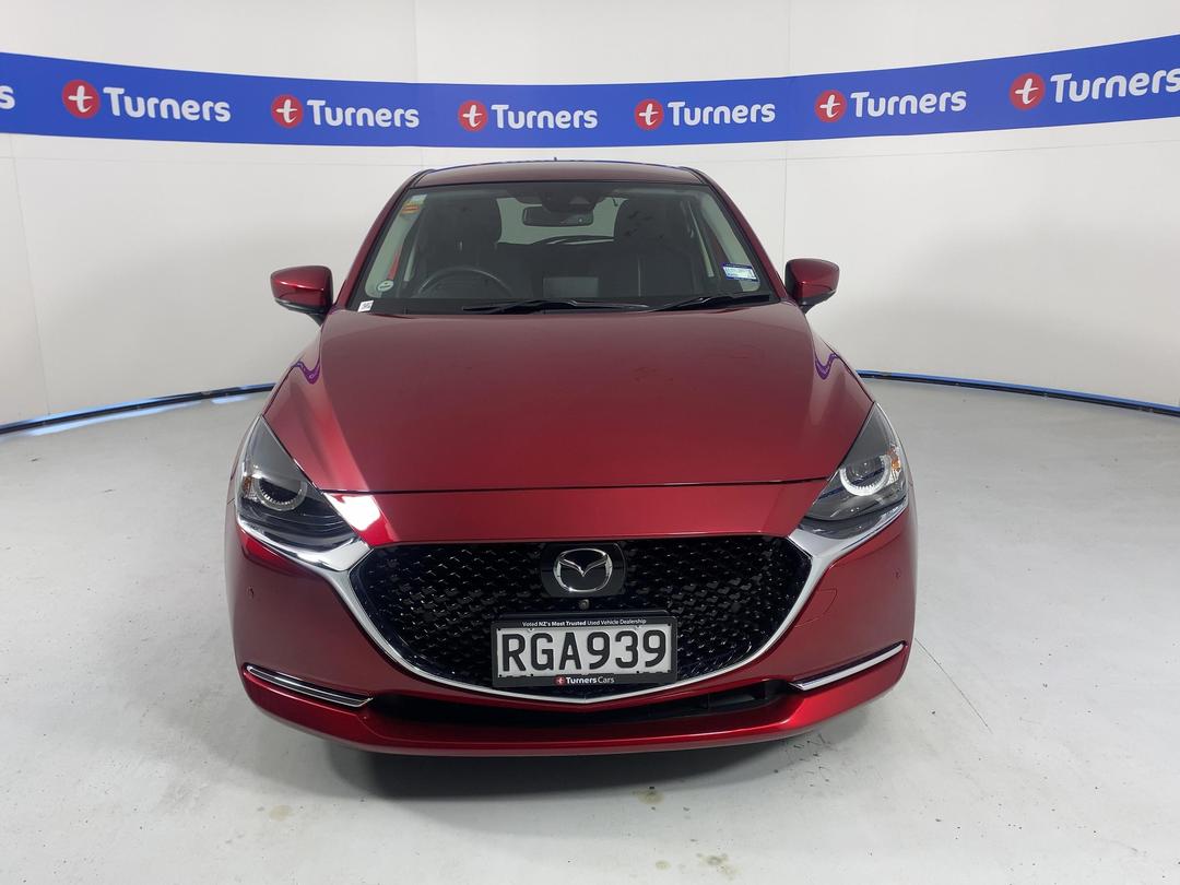 Photo '2' of Mazda Mazda2
