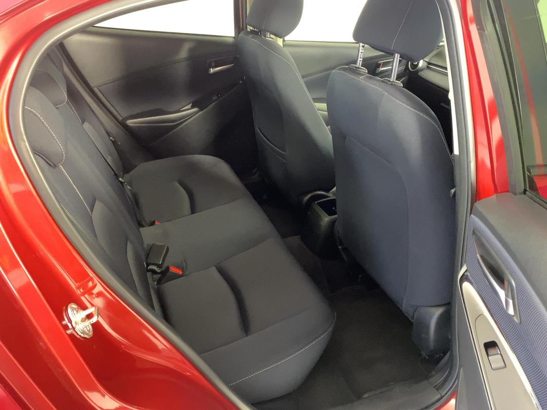 Photo '20' of Mazda Mazda2