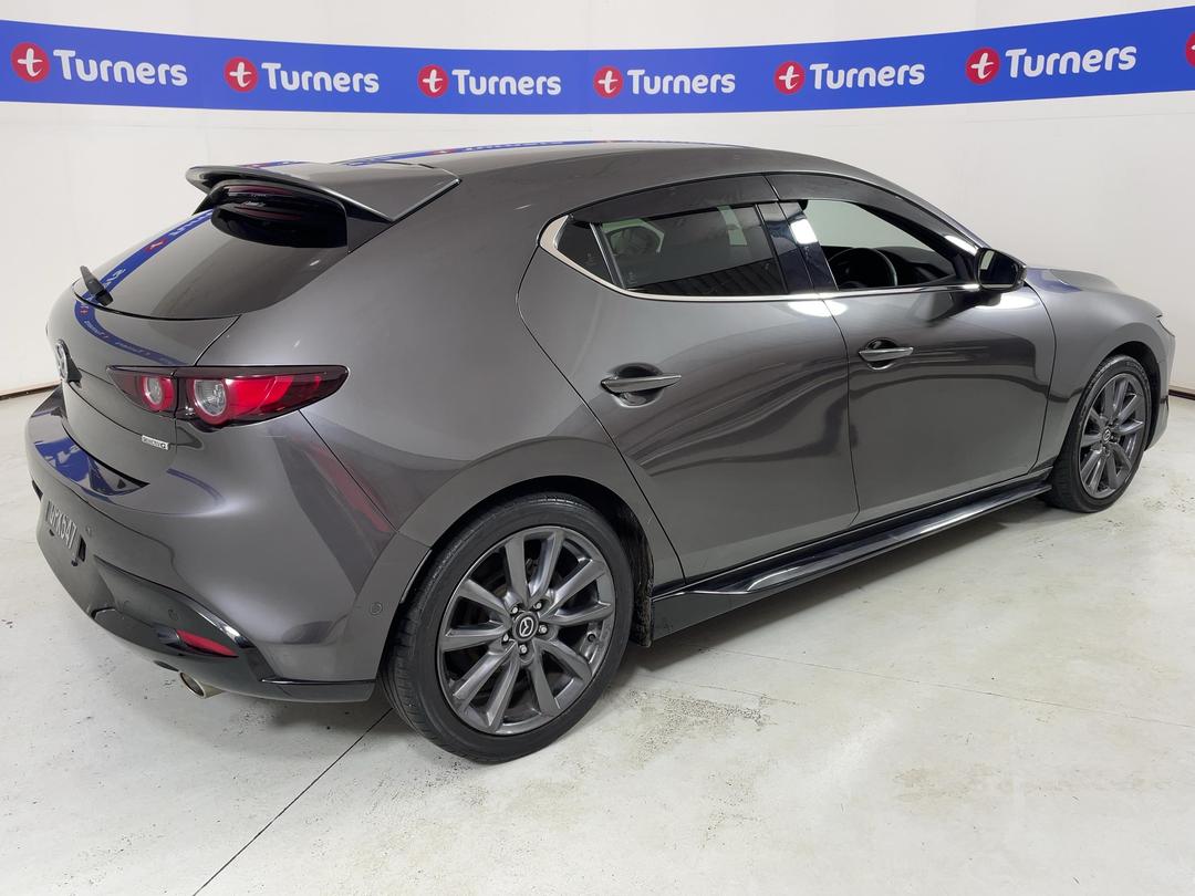 Photo '7' of Mazda Mazda3