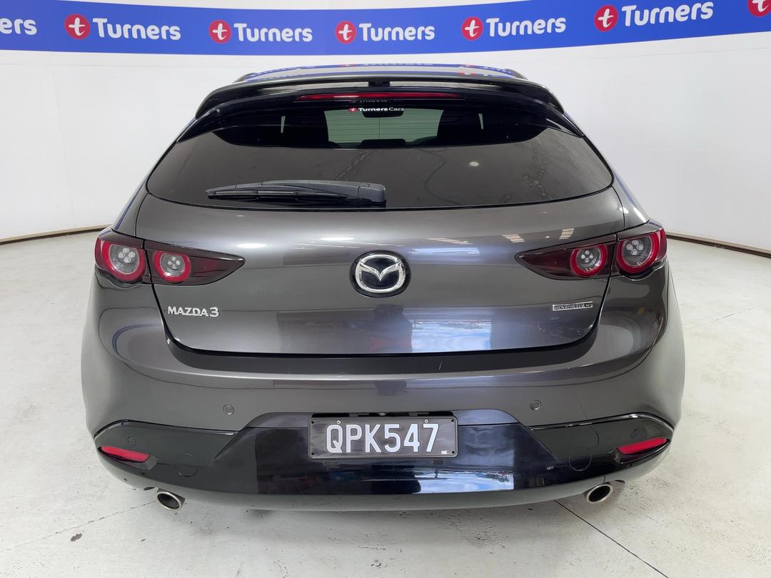 Photo '6' of Mazda Mazda3