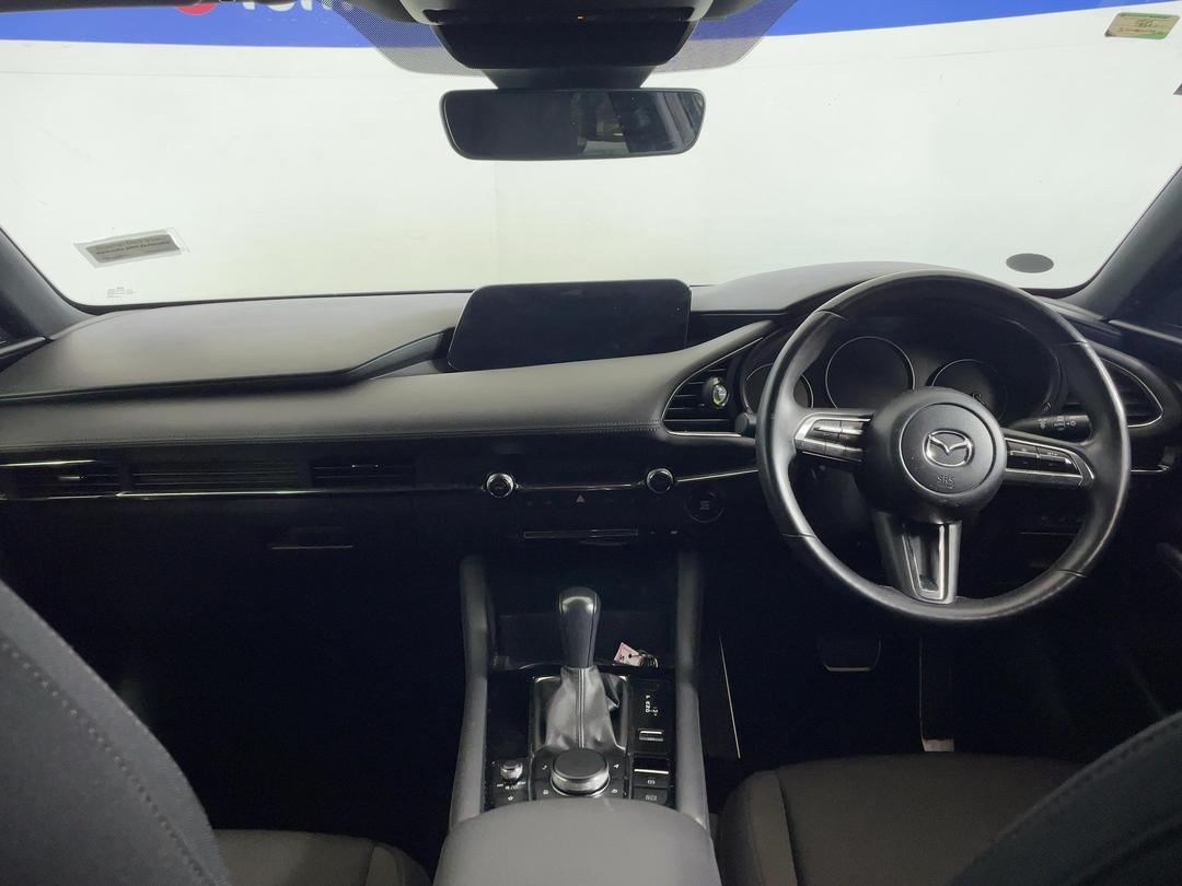 Photo '17' of Mazda Mazda3