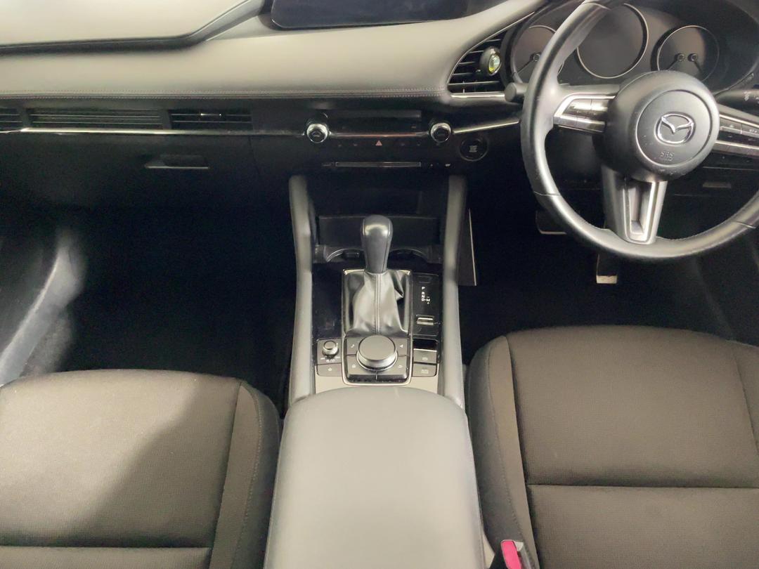 Photo '18' of Mazda Mazda3