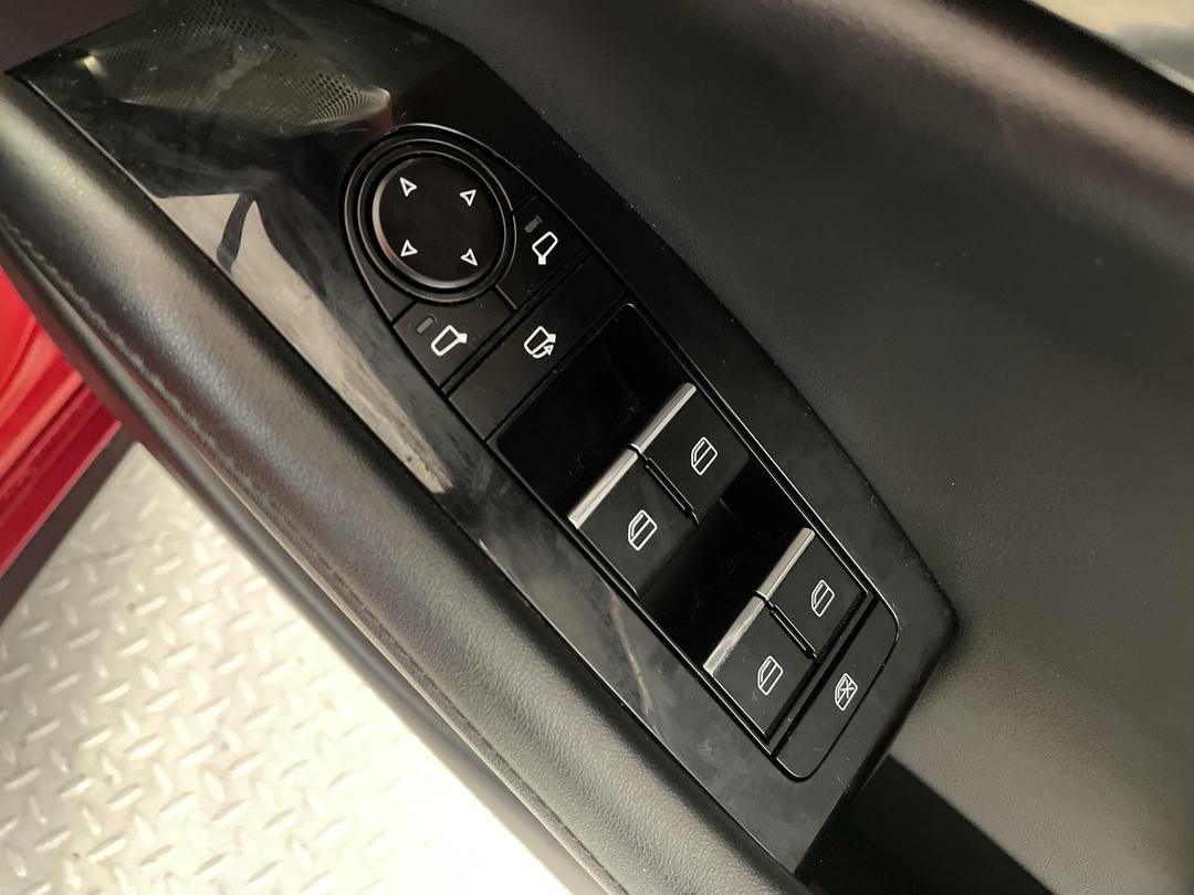 Photo '24' of Mazda Mazda3