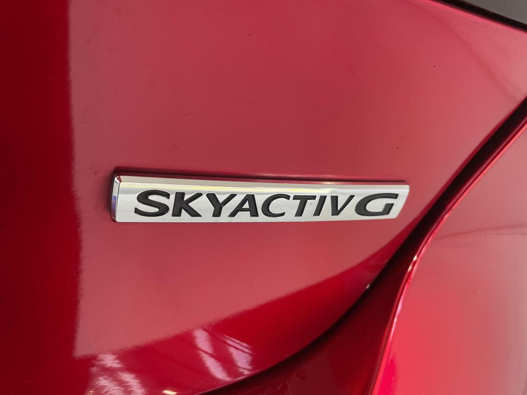 Photo '37' of Mazda Mazda3