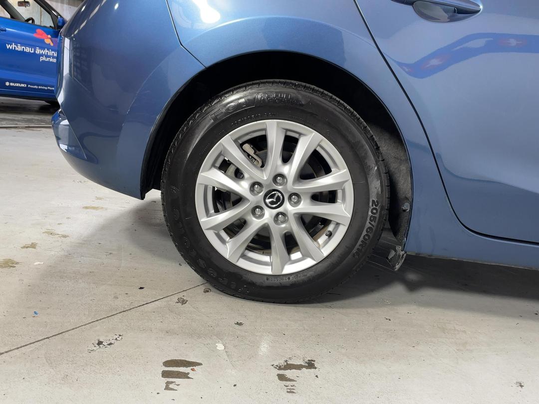 Photo '12' of Mazda Mazda3