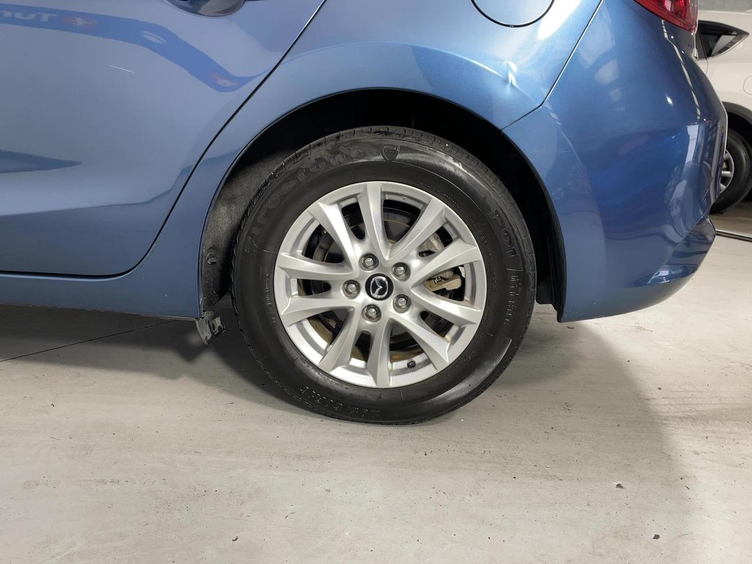 Photo '11' of Mazda Mazda3