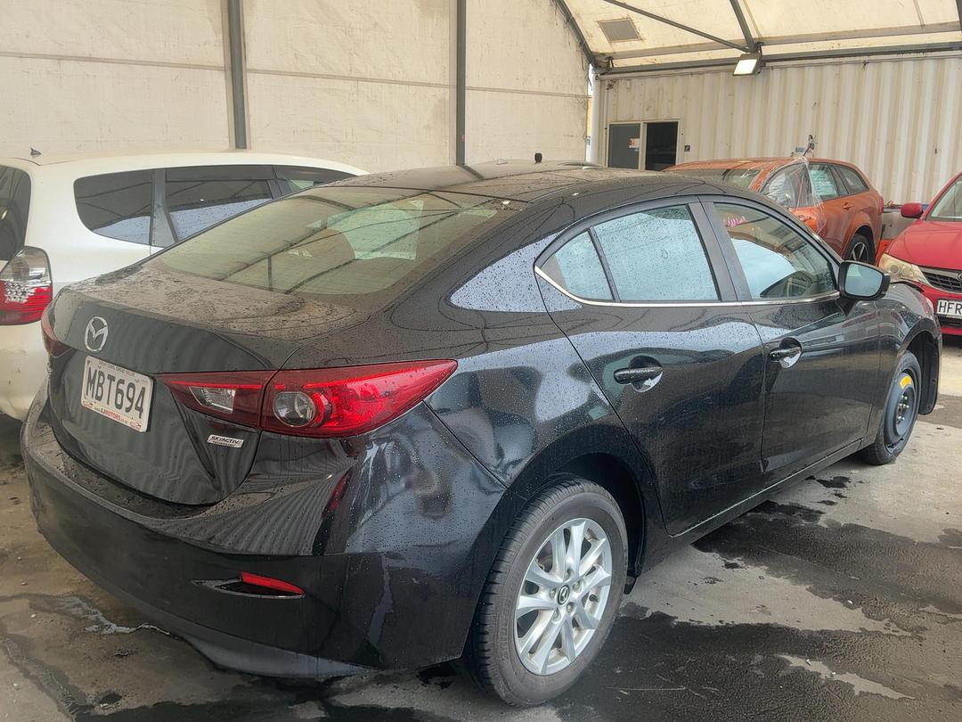 Photo '7' of Mazda Mazda3 GLX