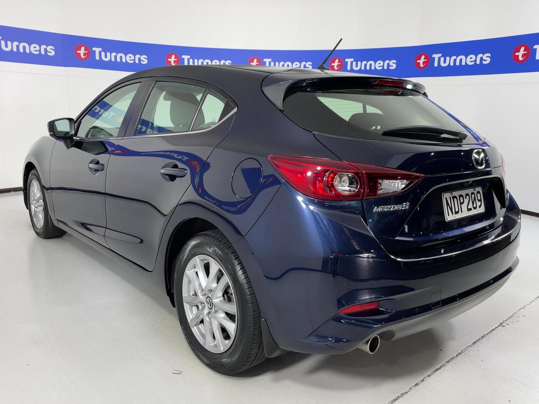 Photo '5' of Mazda Mazda3