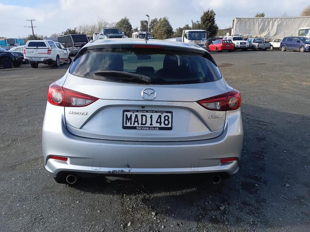 Photo '2' of Mazda Mazda3 GLX Photo '2' of Mazda Mazda3 GLX
