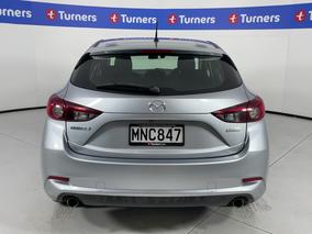 Photo '6' of Mazda Mazda3