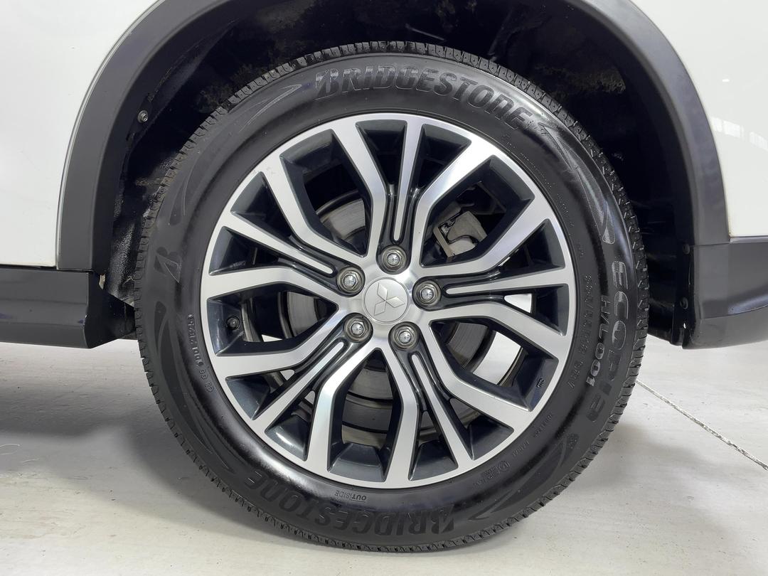 Photo '11' of Mitsubishi ASX
