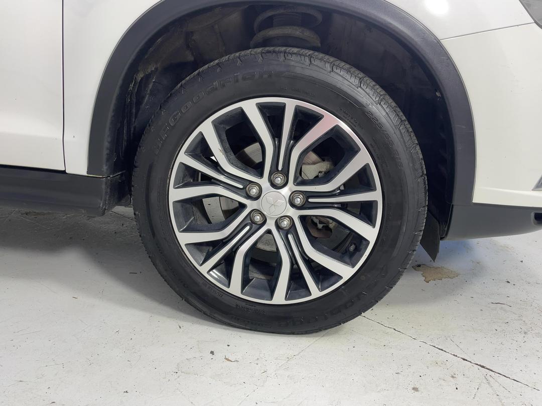 Photo '9' of Mitsubishi ASX