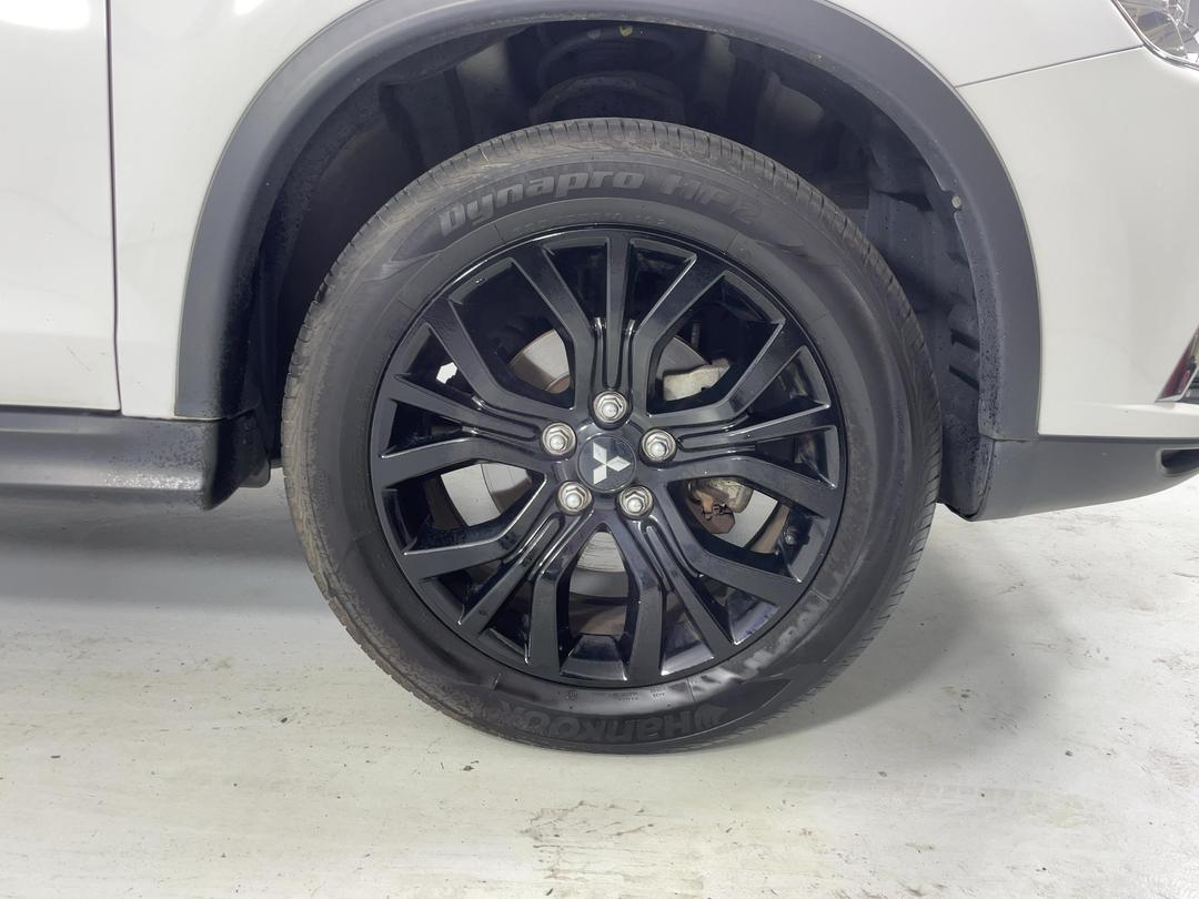Photo '9' of Mitsubishi ASX