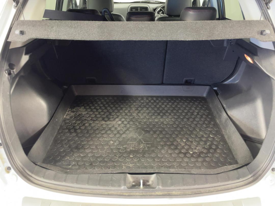 Photo '14' of Mitsubishi ASX