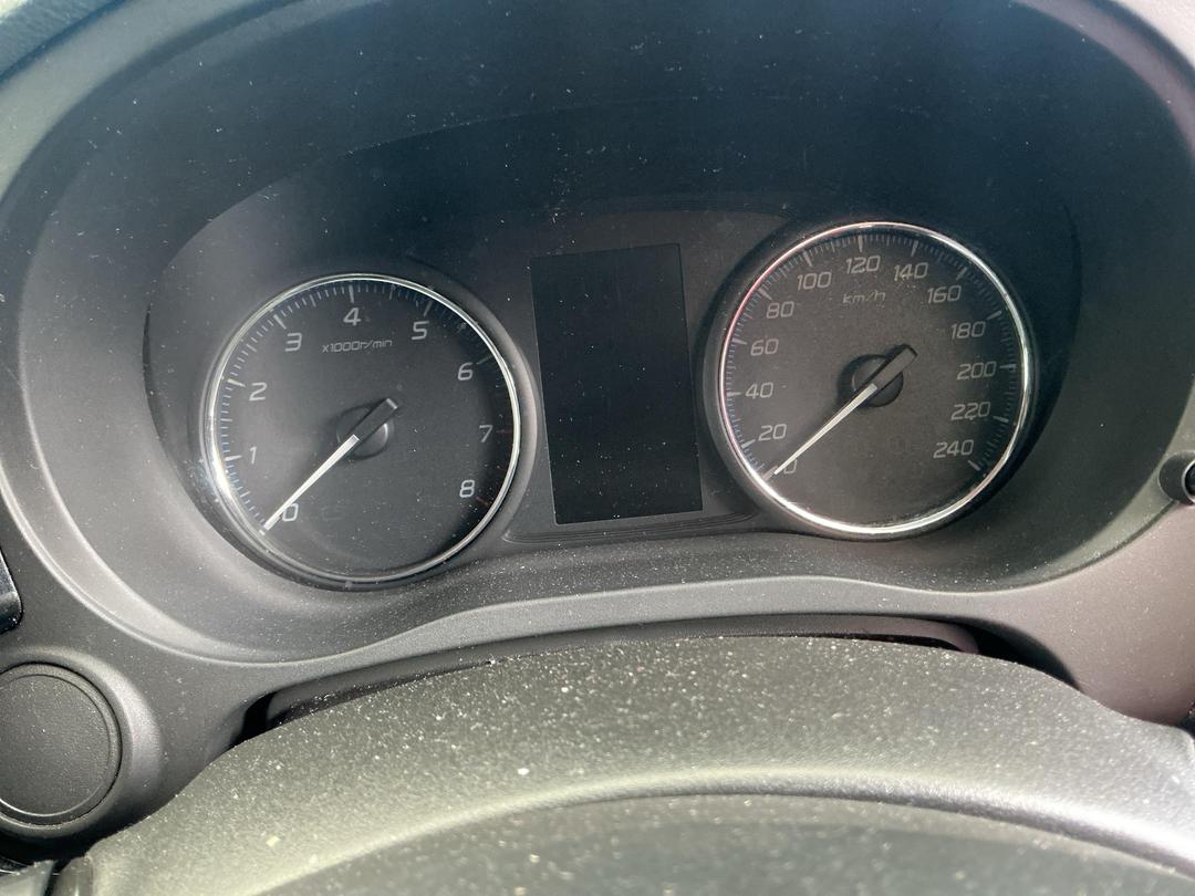 Photo '25' of Mitsubishi Outlander LS