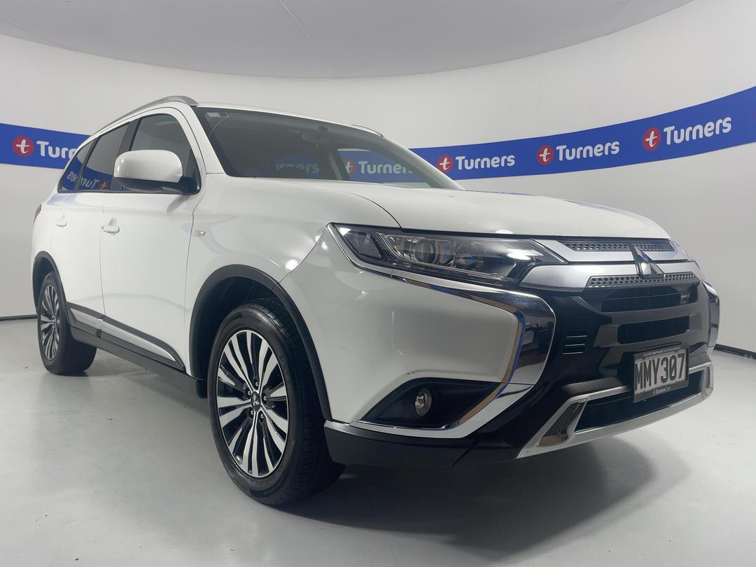 Photo '1' of Mitsubishi Outlander