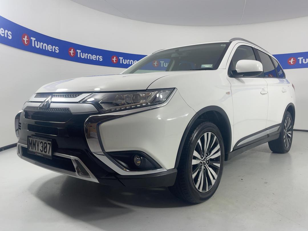 Photo '4' of Mitsubishi Outlander