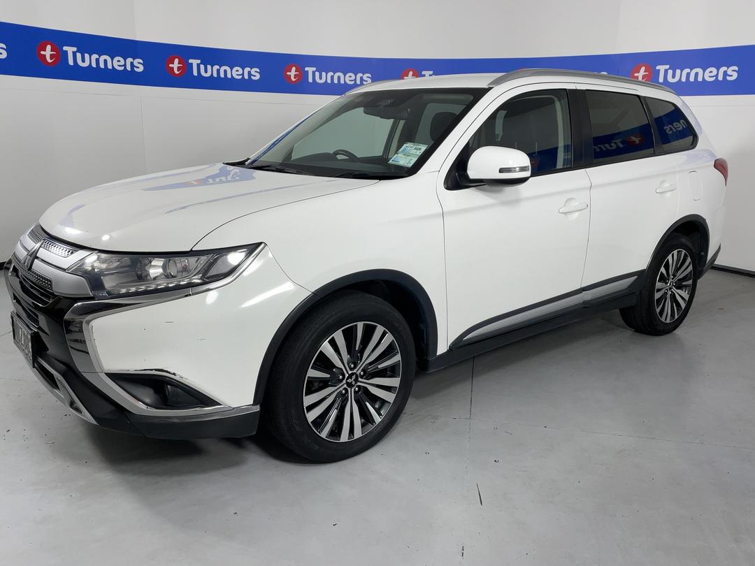 Photo '4' of Mitsubishi Outlander