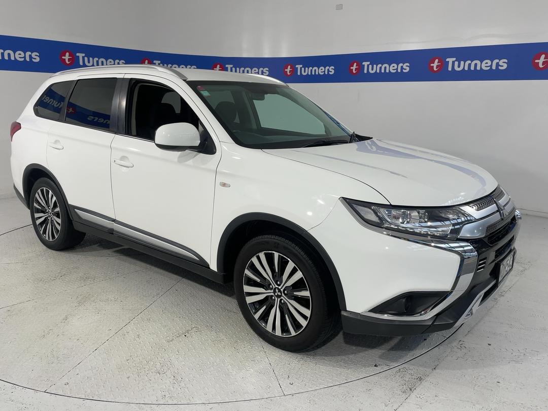 Photo '1' of Mitsubishi Outlander