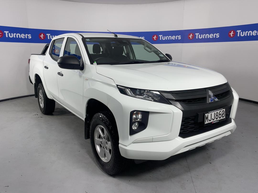 Photo '1' of Mitsubishi Triton