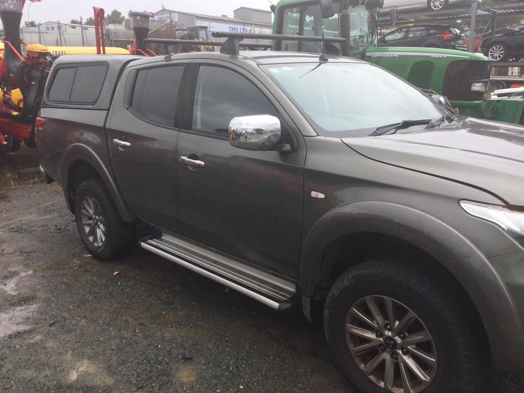 Photo '11' of Mitsubishi Triton DC Glxr 6MT