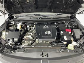 Photo '13' of Mitsubishi Triton