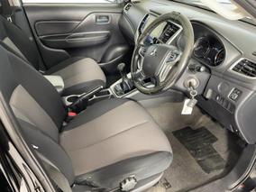 Photo '16' of Mitsubishi Triton