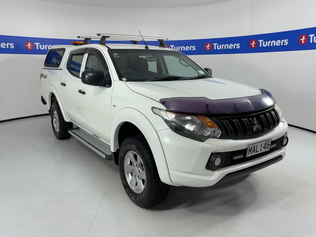 Photo '1' of Mitsubishi Triton