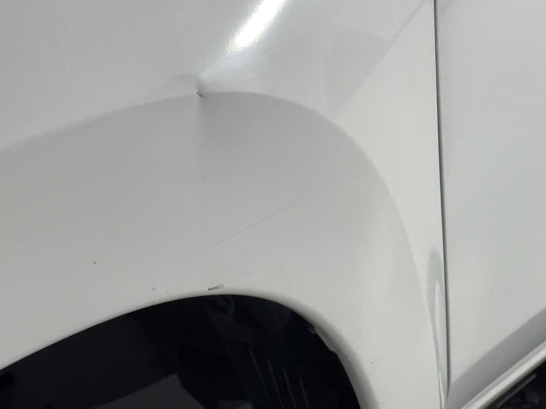 Photo '27' of Mitsubishi Triton