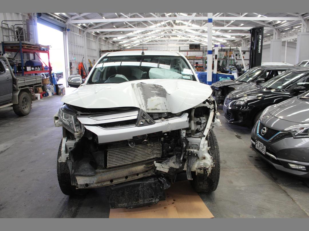 Photo '2' of Mitsubishi Triton DC Glxr 6AT Photo '2' of Mitsubishi Triton DC Glxr 6AT