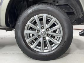 Photo '11' of Mitsubishi Triton
