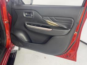 Photo '15' of Mitsubishi Triton